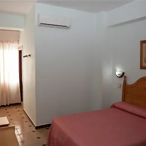 Pensión París
