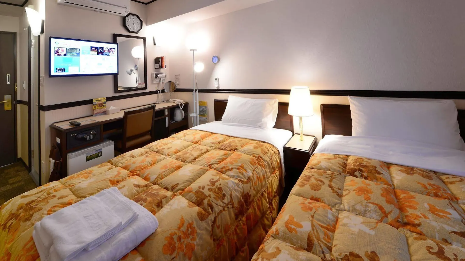 Toyoko Inn Kyoto Shijo-Karasuma Hotel